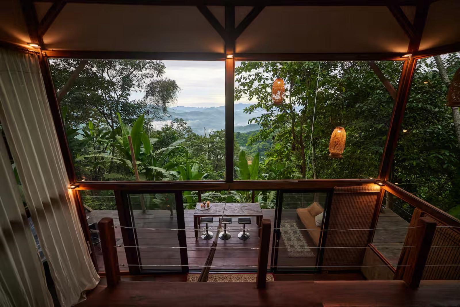 View from the mezzanine, La Señorita